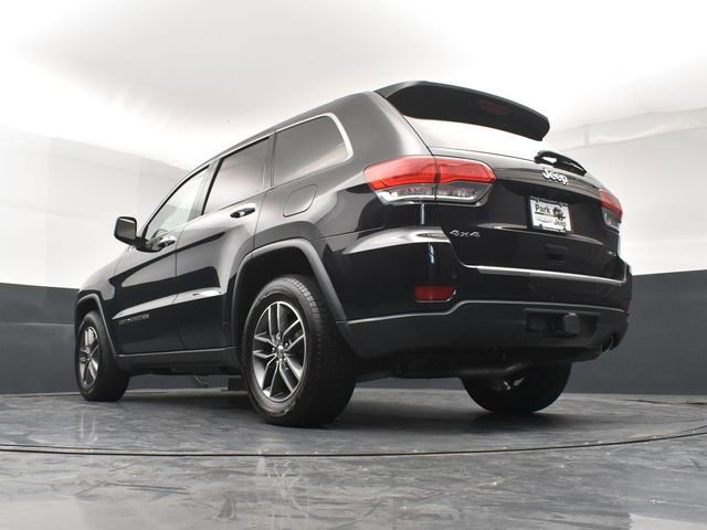 Used 2017 Jeep Grand Cherokee Limited w/ Trailer Tow Group IV AWD/4WD image 22