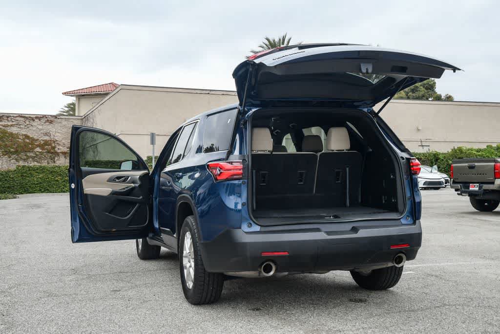 Used 2022 Chevrolet Traverse LS FWD image 27