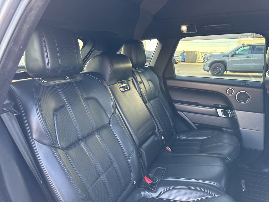 Used 2016 Land Rover Range Rover Sport HSE image 28