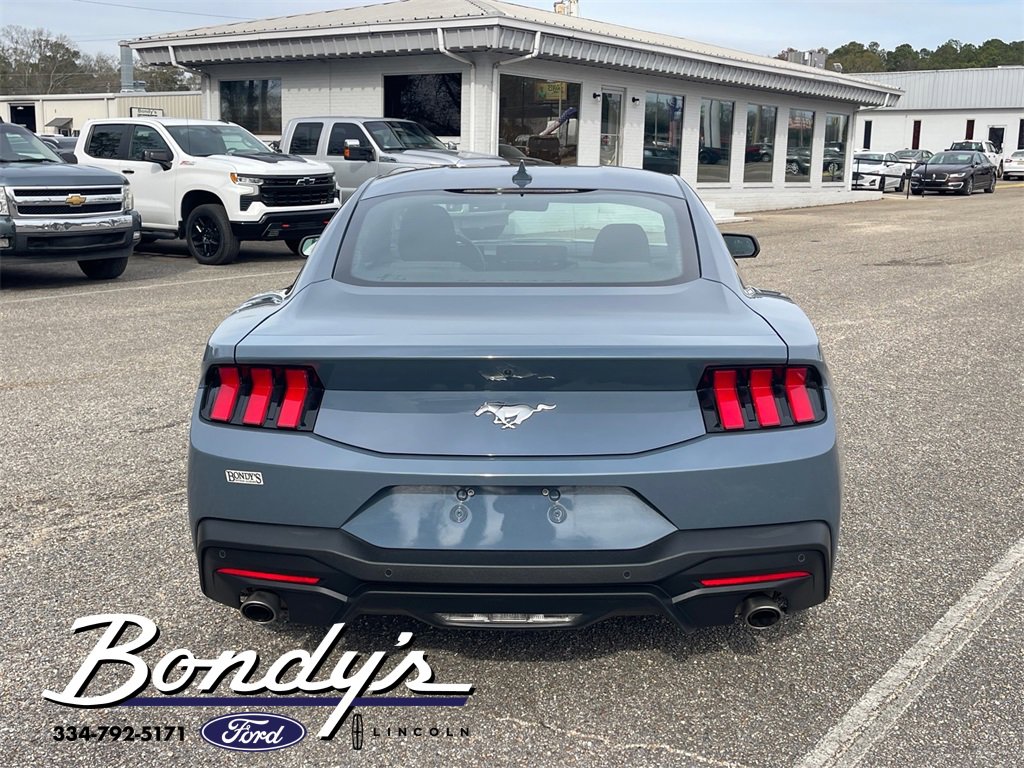 Used 2024 Ford Mustang Coupe image 17