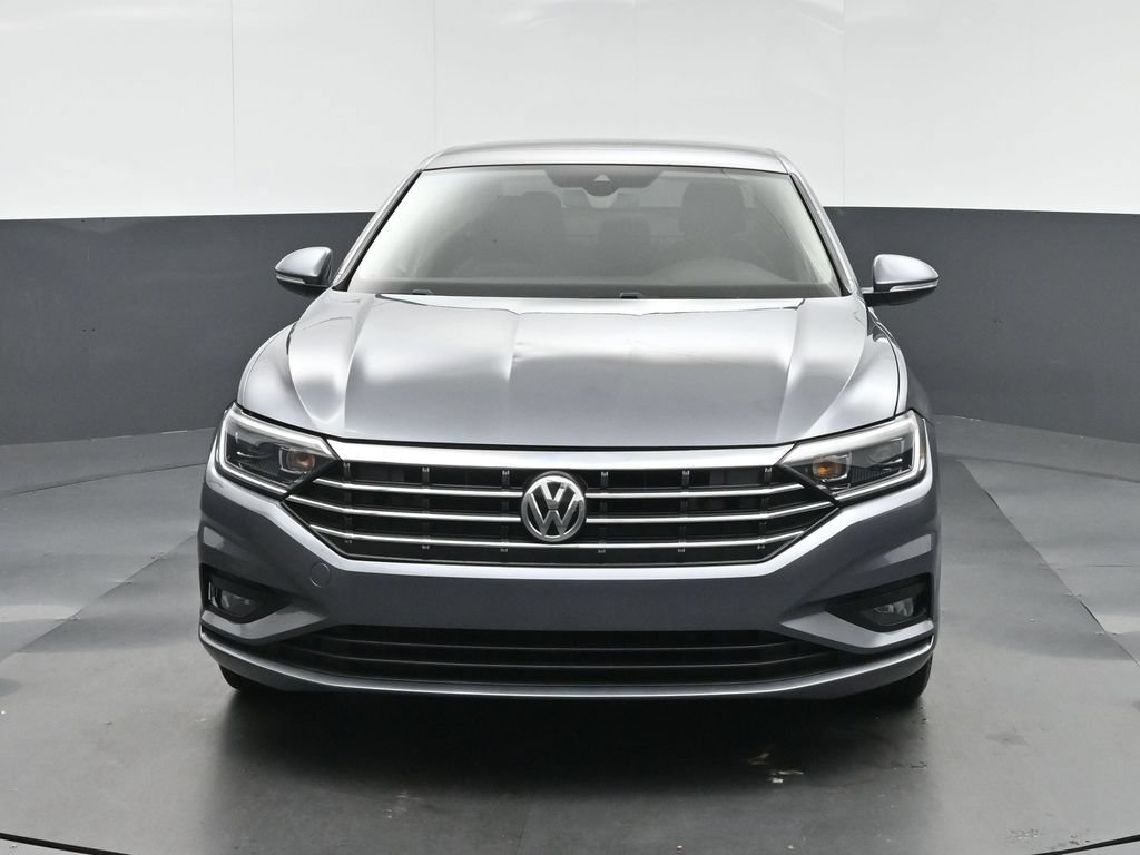 Used 2020 Volkswagen Jetta SEL Premium FWD image 2