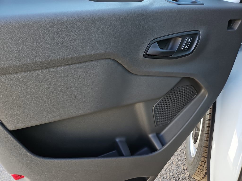 New 2026 Ford Transit 250 148 Medium Roof RWD image 21