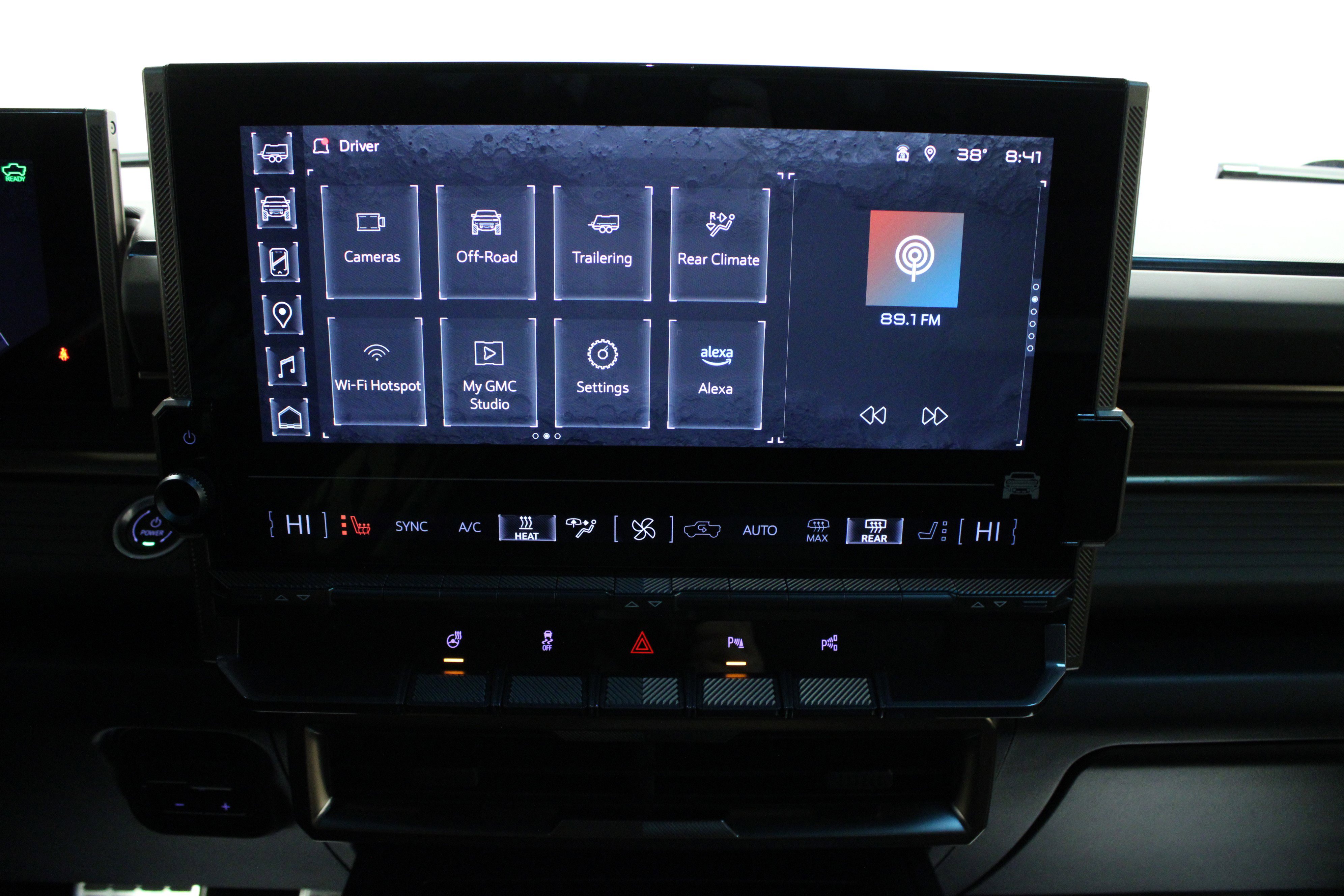 Used 2025 GMC Hummer EV 3X w/ LPO, Sport Package image 22