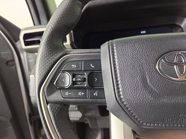 Used 2025 Toyota 4Runner TRD Off-Road AWD/4WD image 23