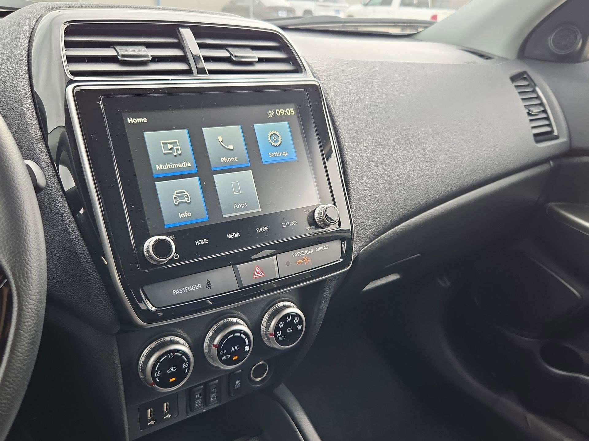 Used 2025 Mitsubishi Outlander Sport AWD image 23