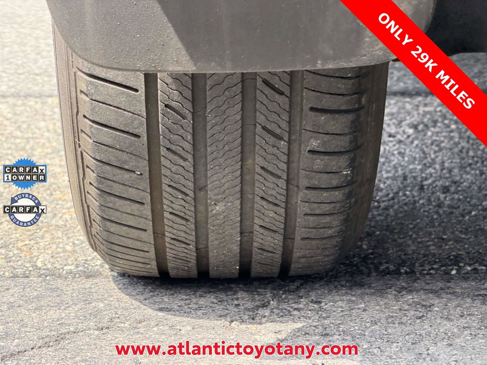 Used 2023 Toyota Highlander XLE AWD/4WD image 43