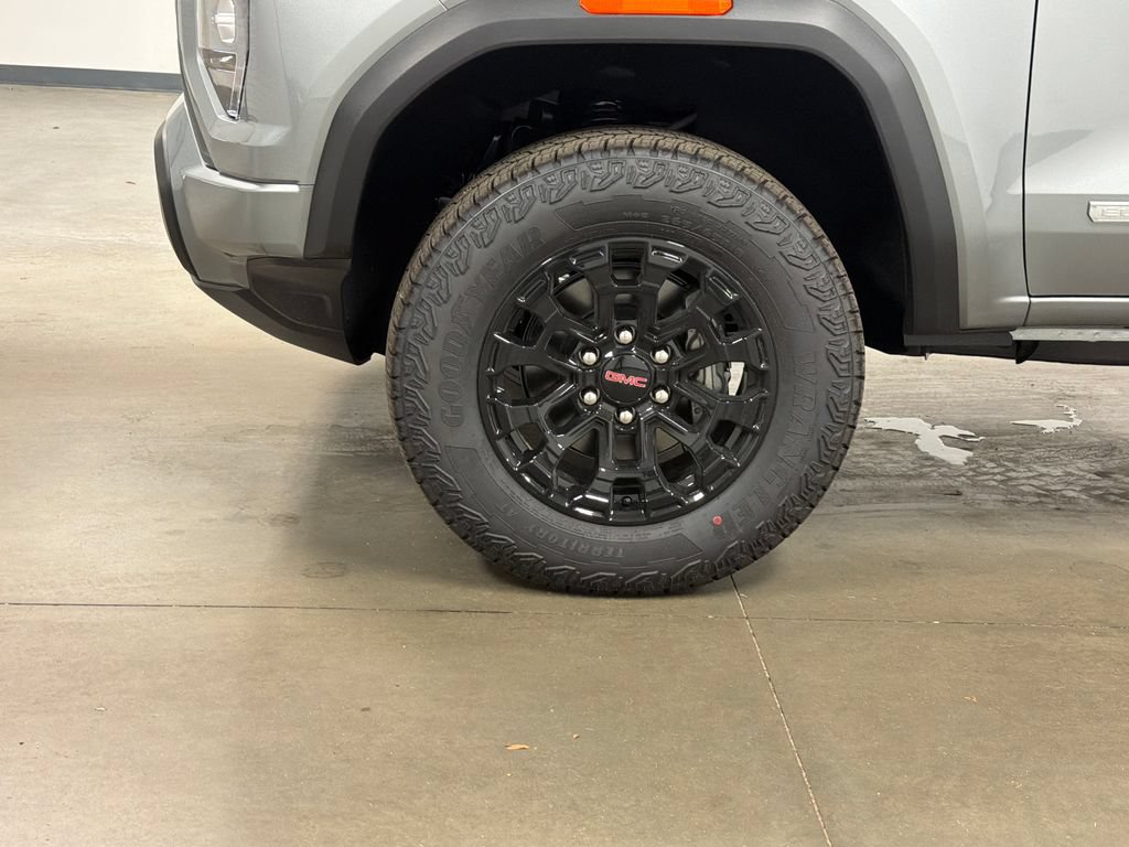 New 2026 GMC Canyon Elevation w/ Convenience Package RWD image 10