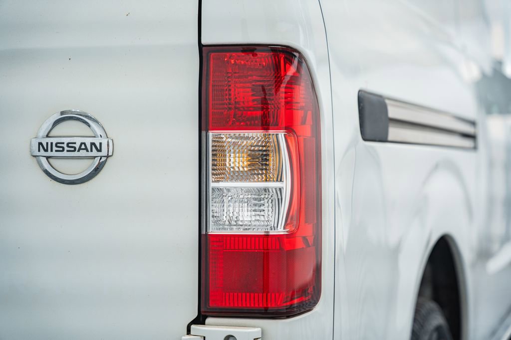 Used 2018 Nissan NV 2500 SV w/ Navigation Package image 4