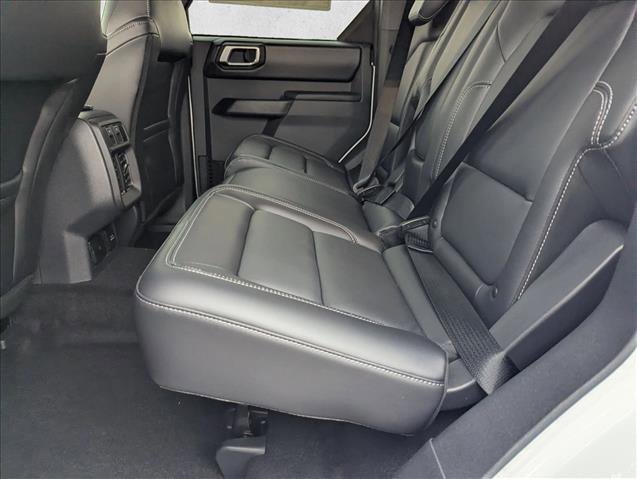 New 2025 Ford Bronco Outer Banks w/ Sasquatch Package image 14