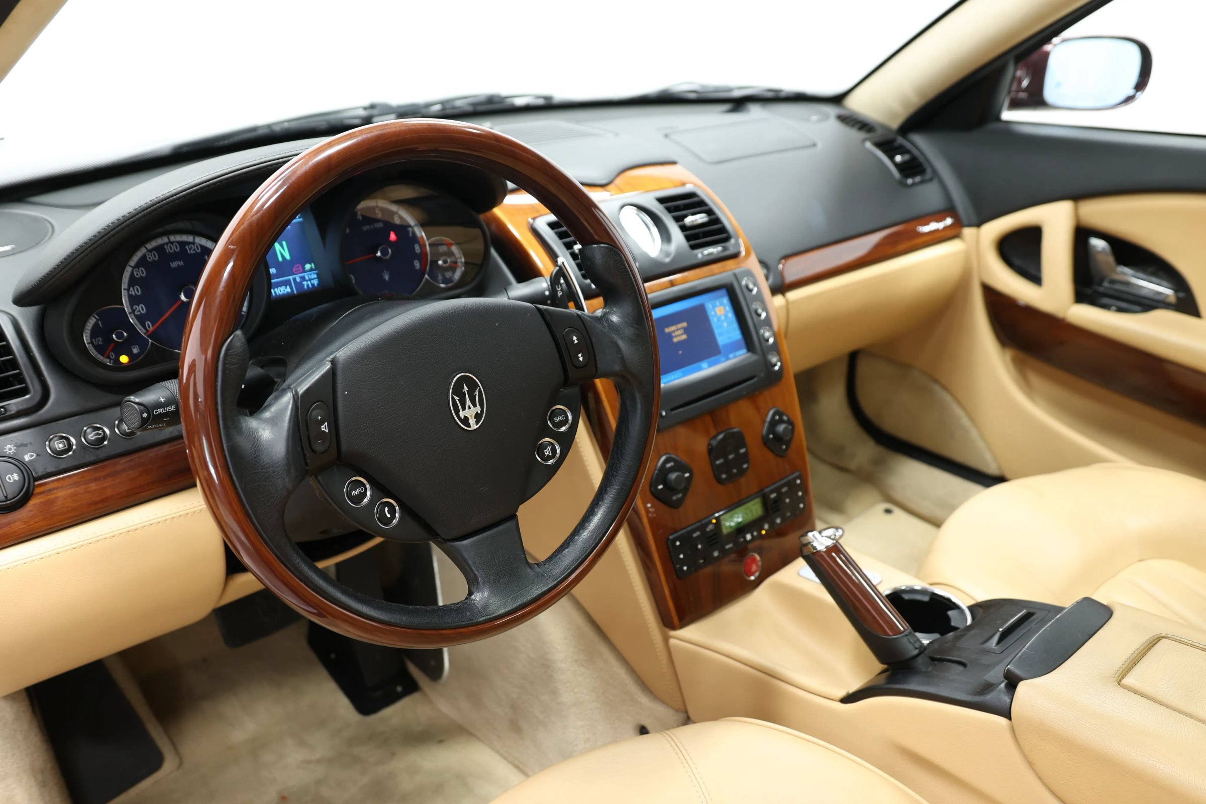 Used 2006 Maserati Quattroporte RWD image 2