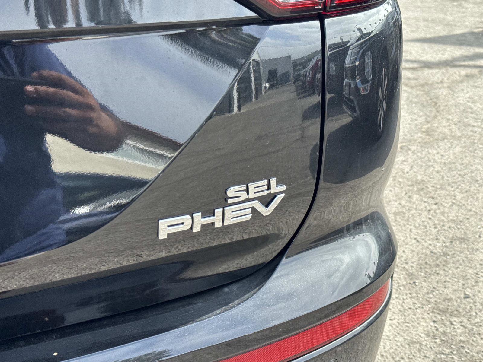 New 2025 Mitsubishi Outlander SEL image 5