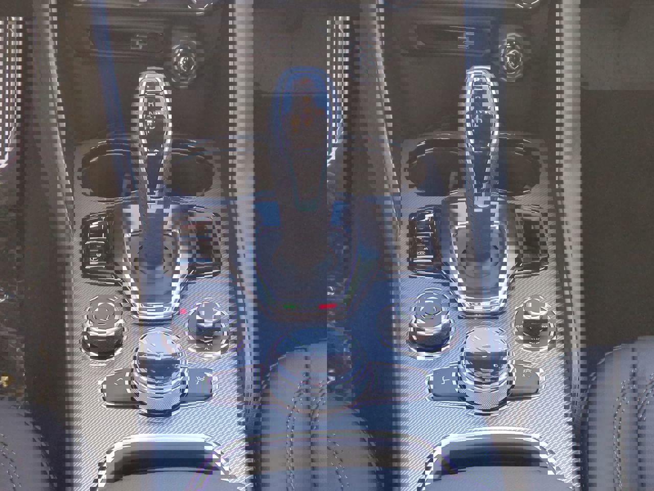 New 2025 Alfa Romeo Giulia w/ Driving Assist Package image 17