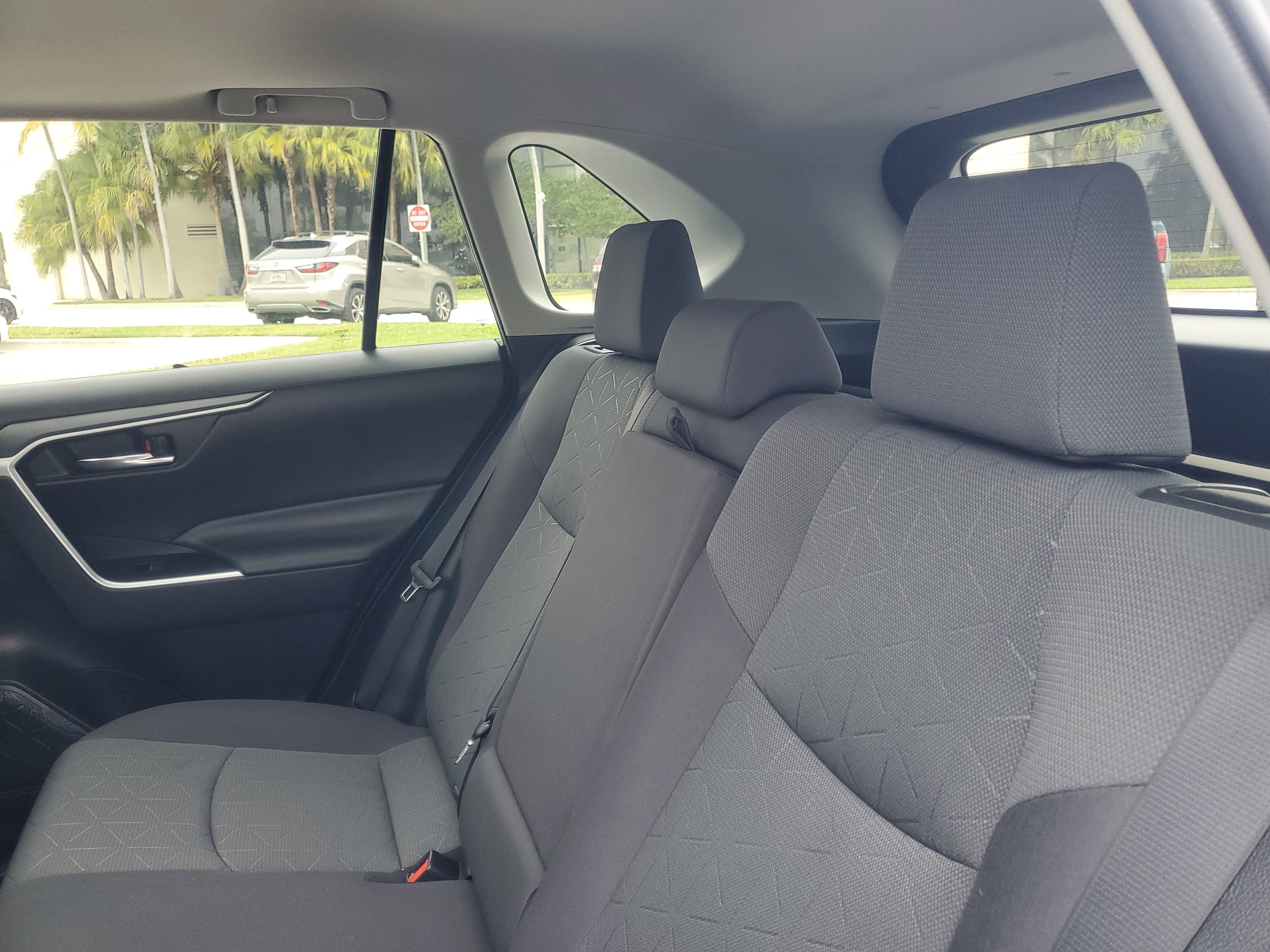 Certified 2022 Toyota RAV4 XLE w/ Convenience Package image 14