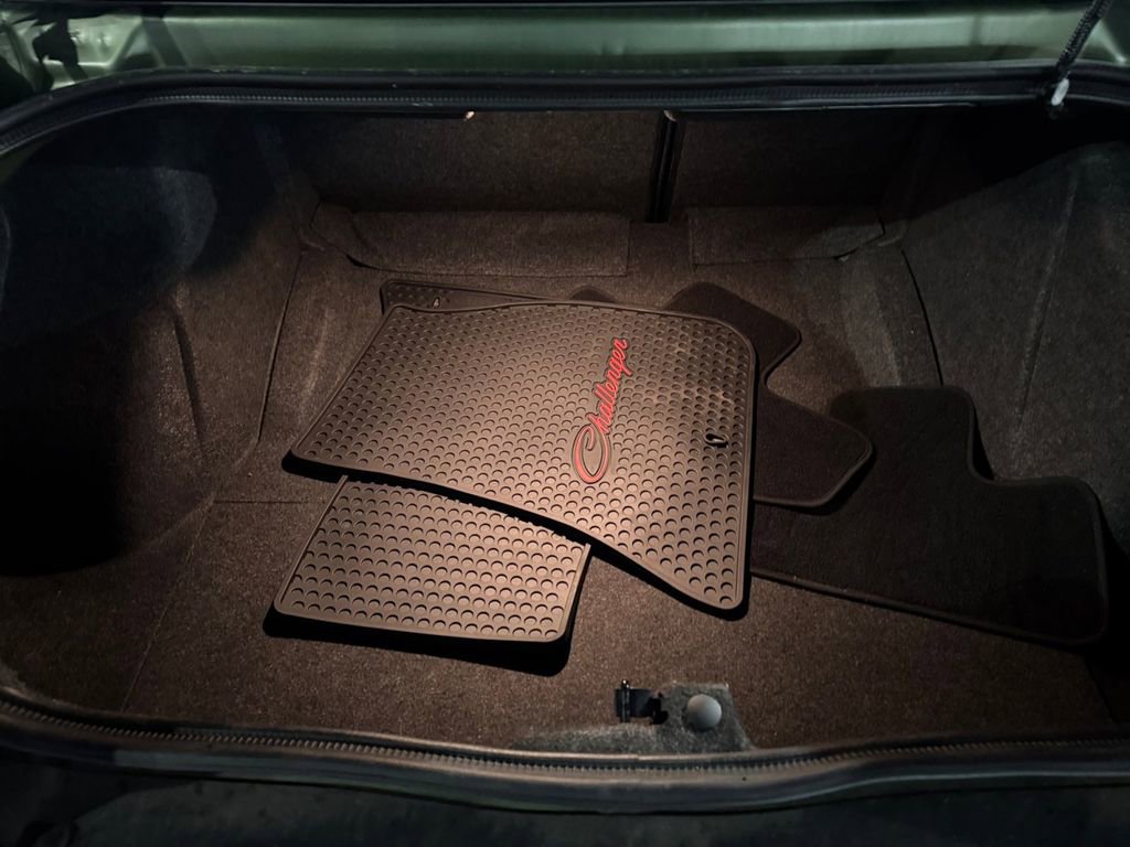 Used 2021 Dodge Challenger SRT Hellcat Redeye image 10