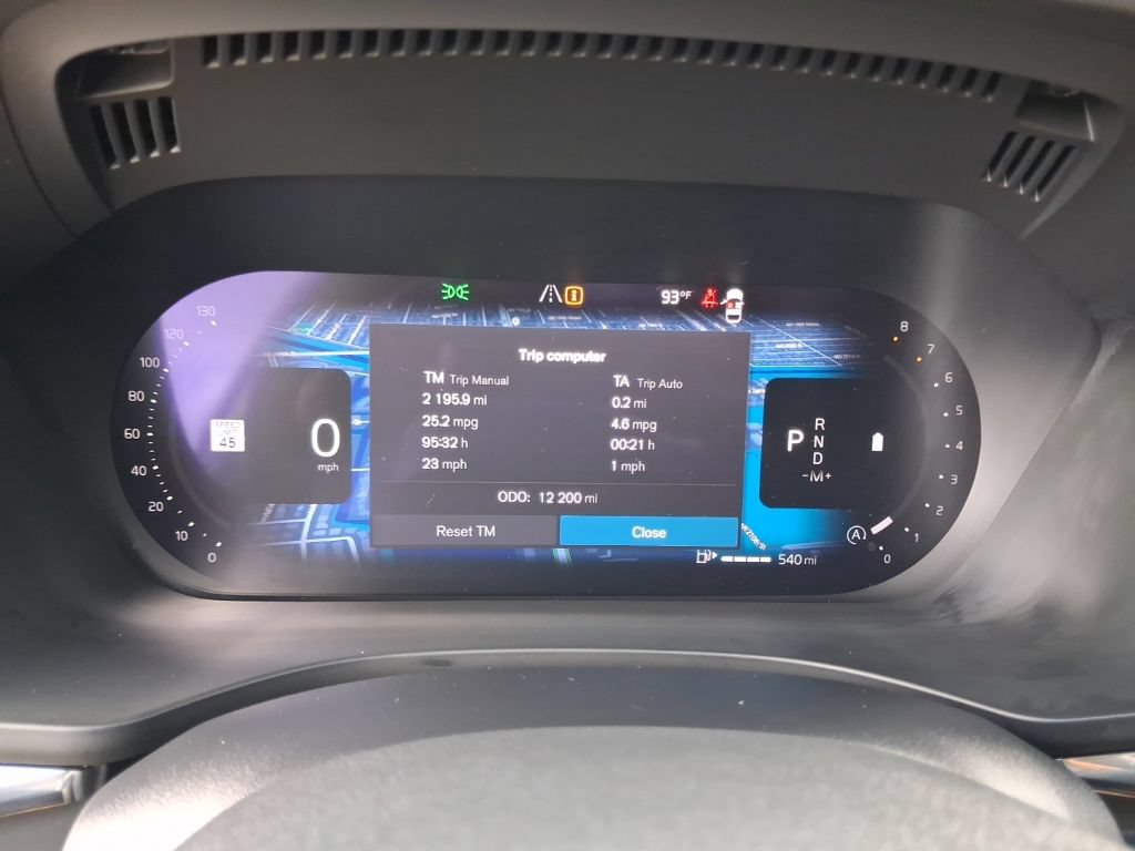 Used 2024 Volvo XC60 B5 Ultimate AWD/4WD image 18