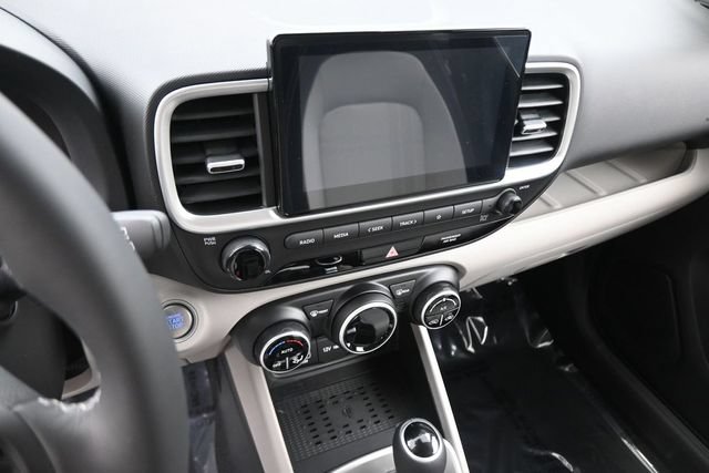 New 2026 Hyundai Venue SEL FWD image 20