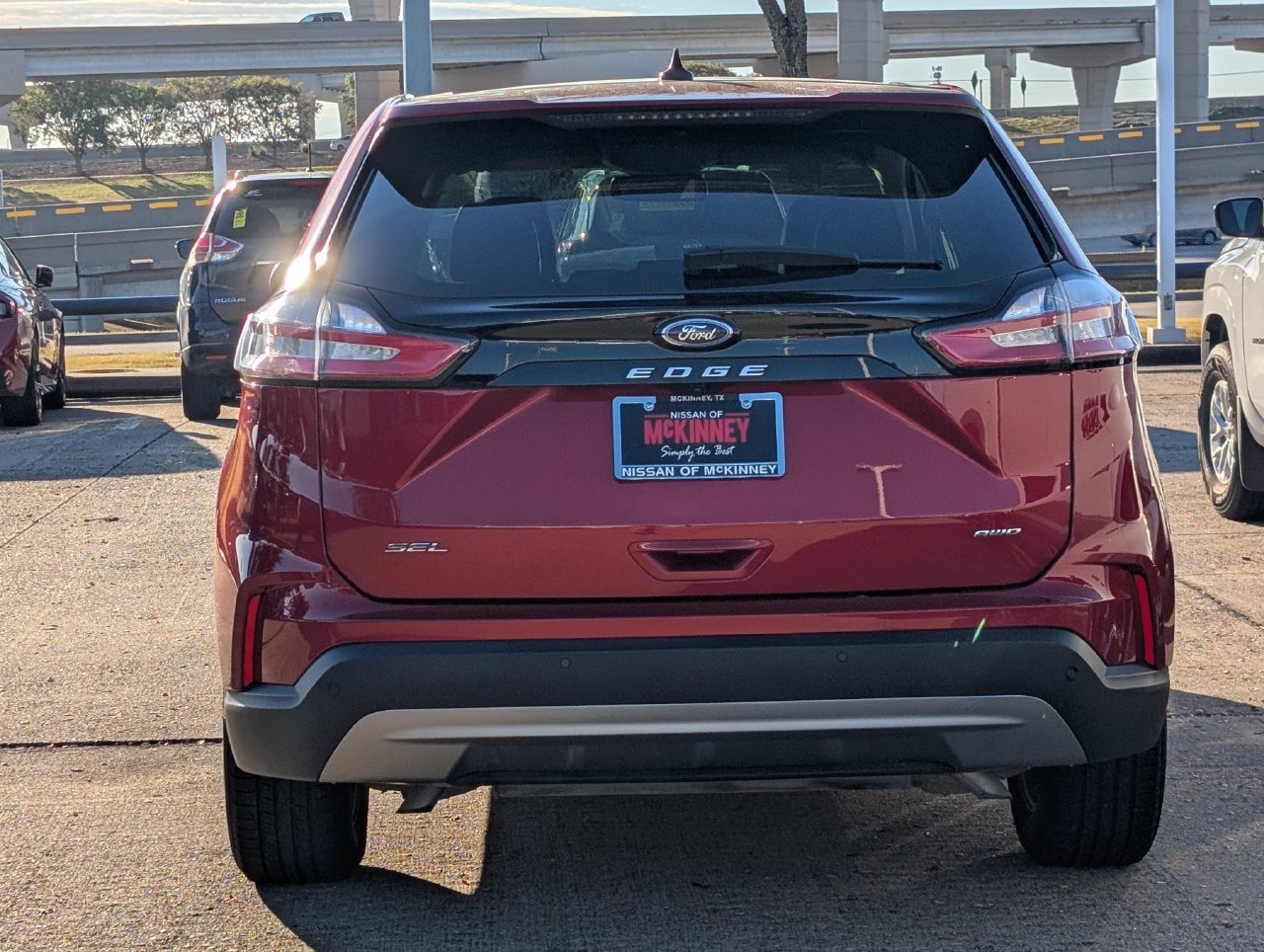 Used 2024 Ford Edge SEL AWD/4WD image 5