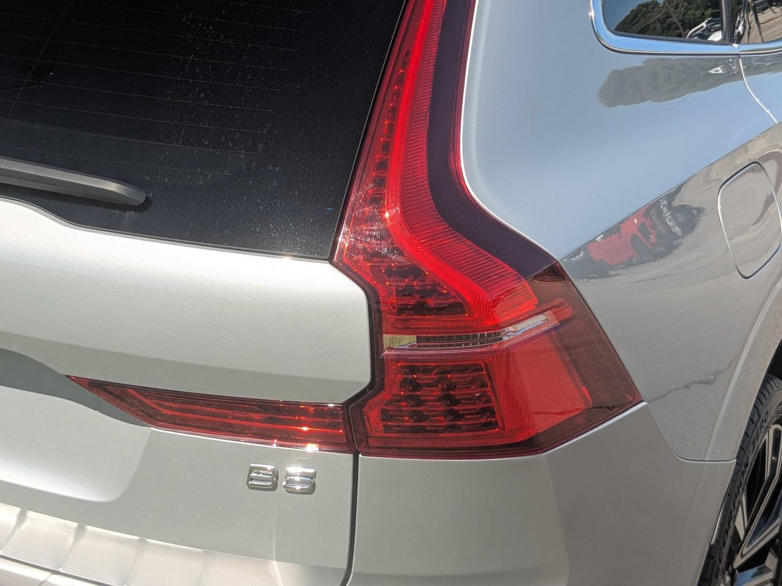 Used 2023 Volvo XC60 B5 Ultimate w/ Climate Package FWD image 37