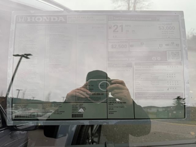 New 2025 Honda Pilot Elite image 32