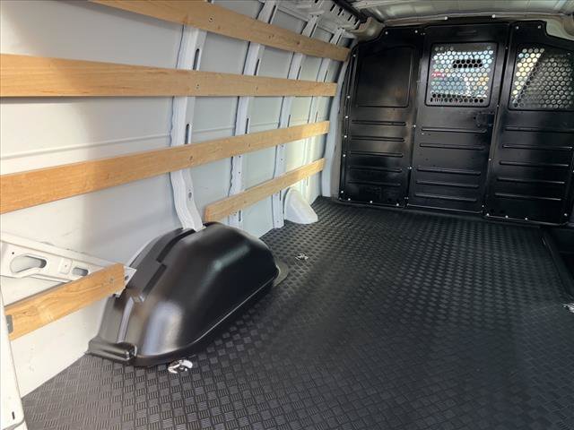 Used 2020 Chevrolet Express 2500 w/ Driver Convenience Package RWD image 5