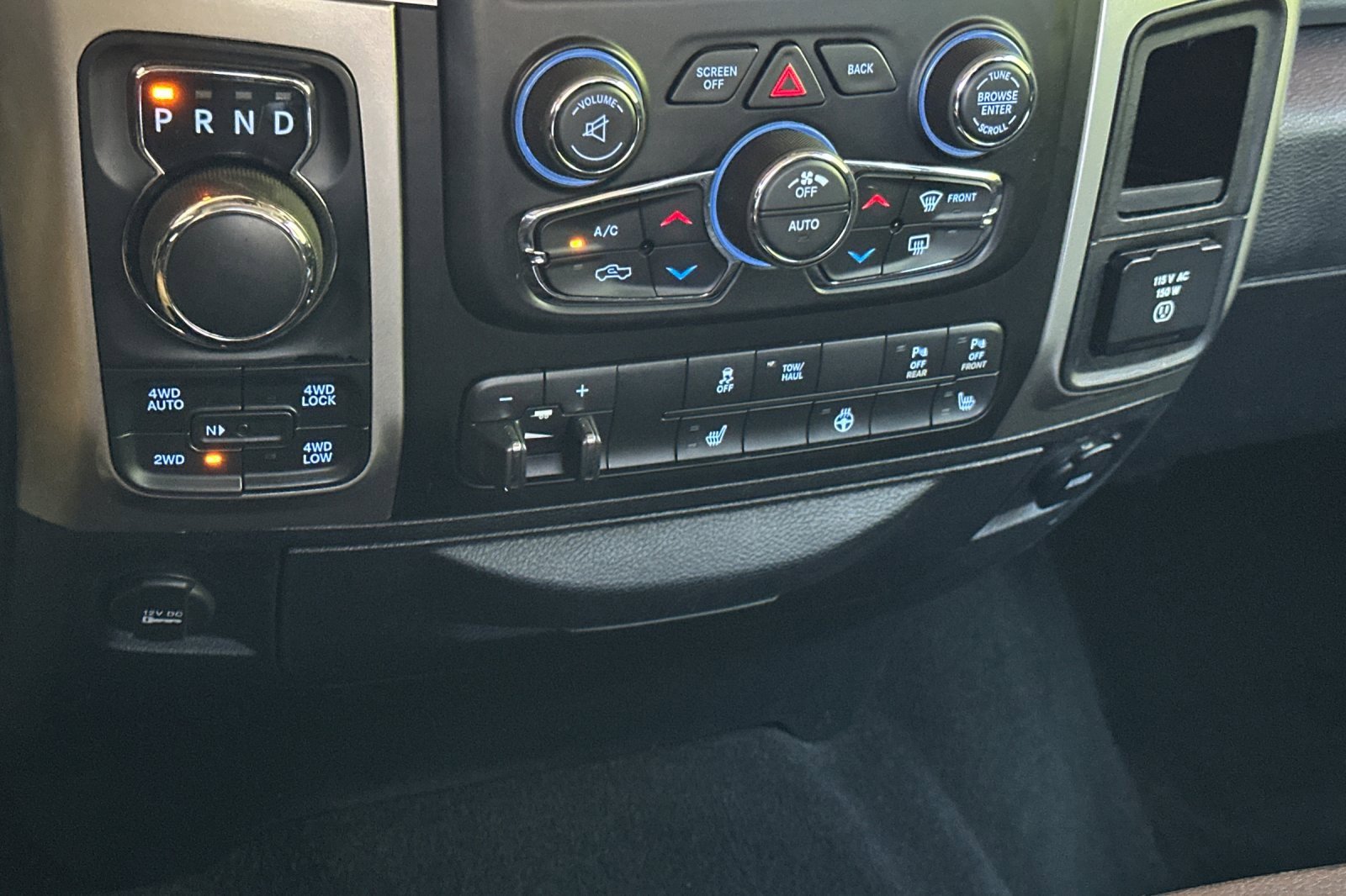 Used 2016 RAM 1500 Big Horn image 22