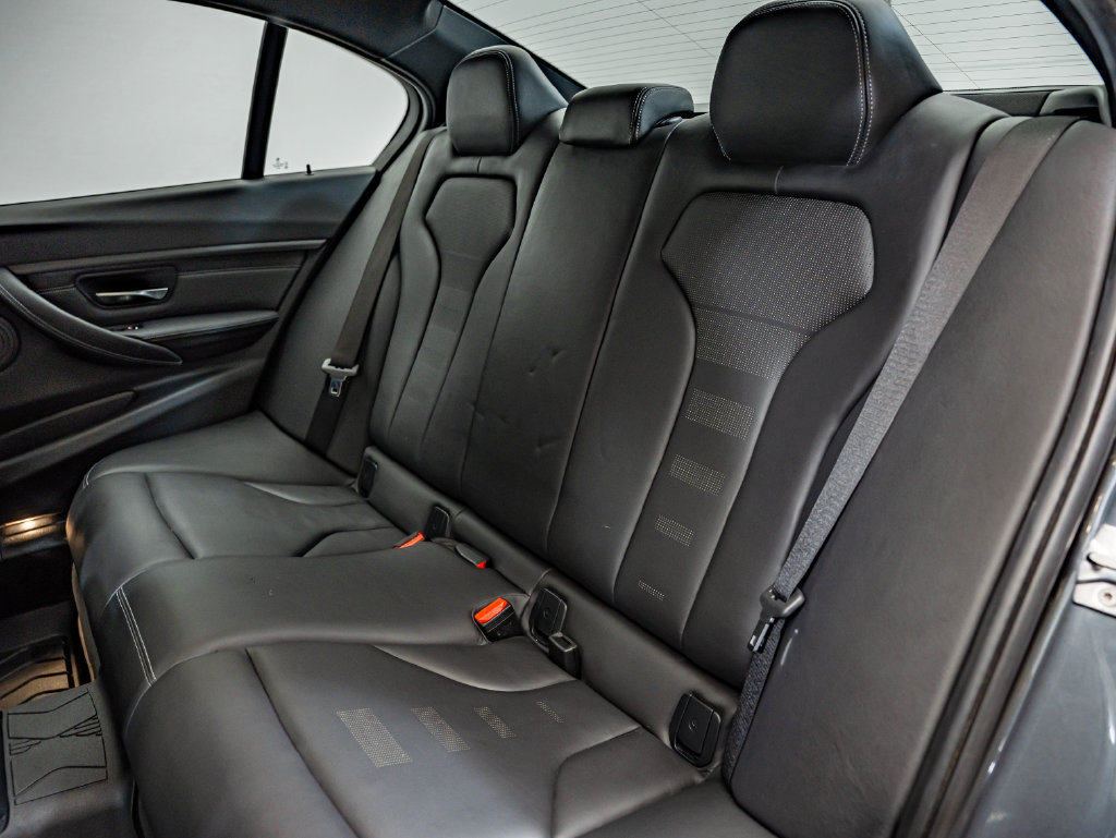 Used 2018 BMW M3 RWD image 44