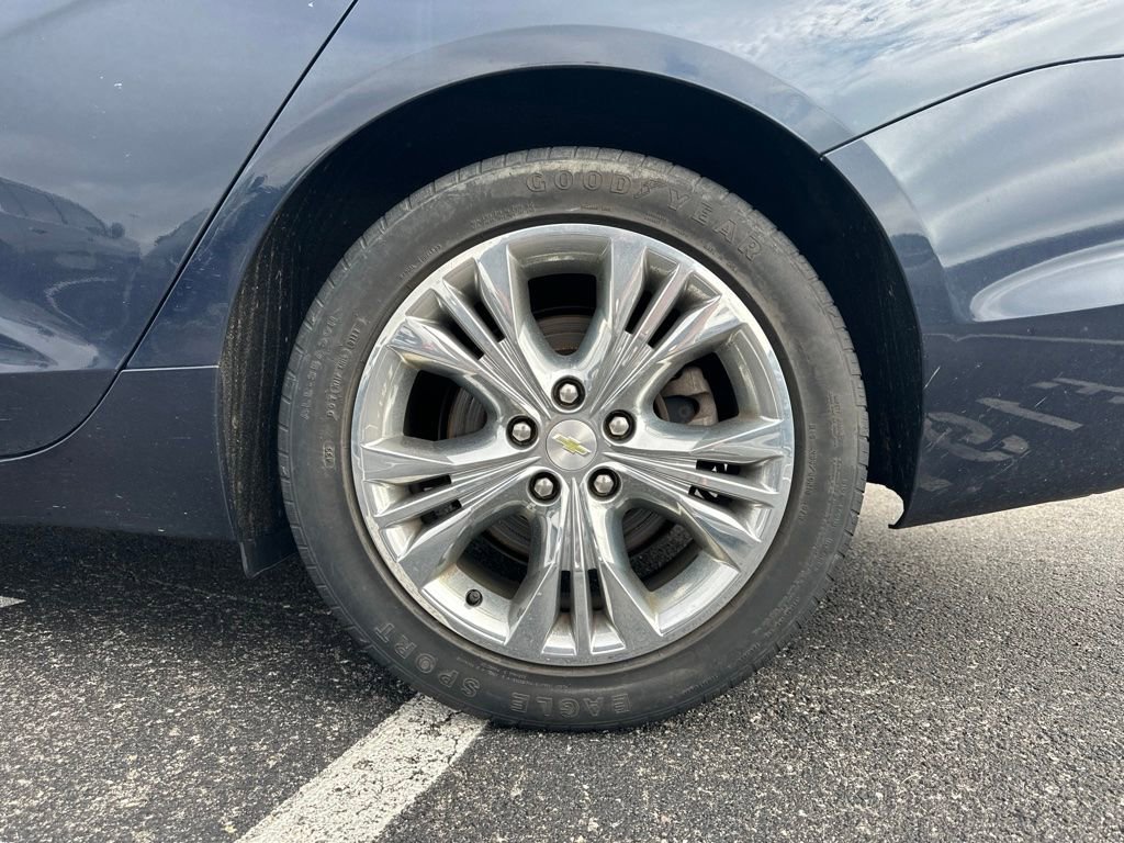 Used 2015 Chevrolet Impala LT FWD image 5