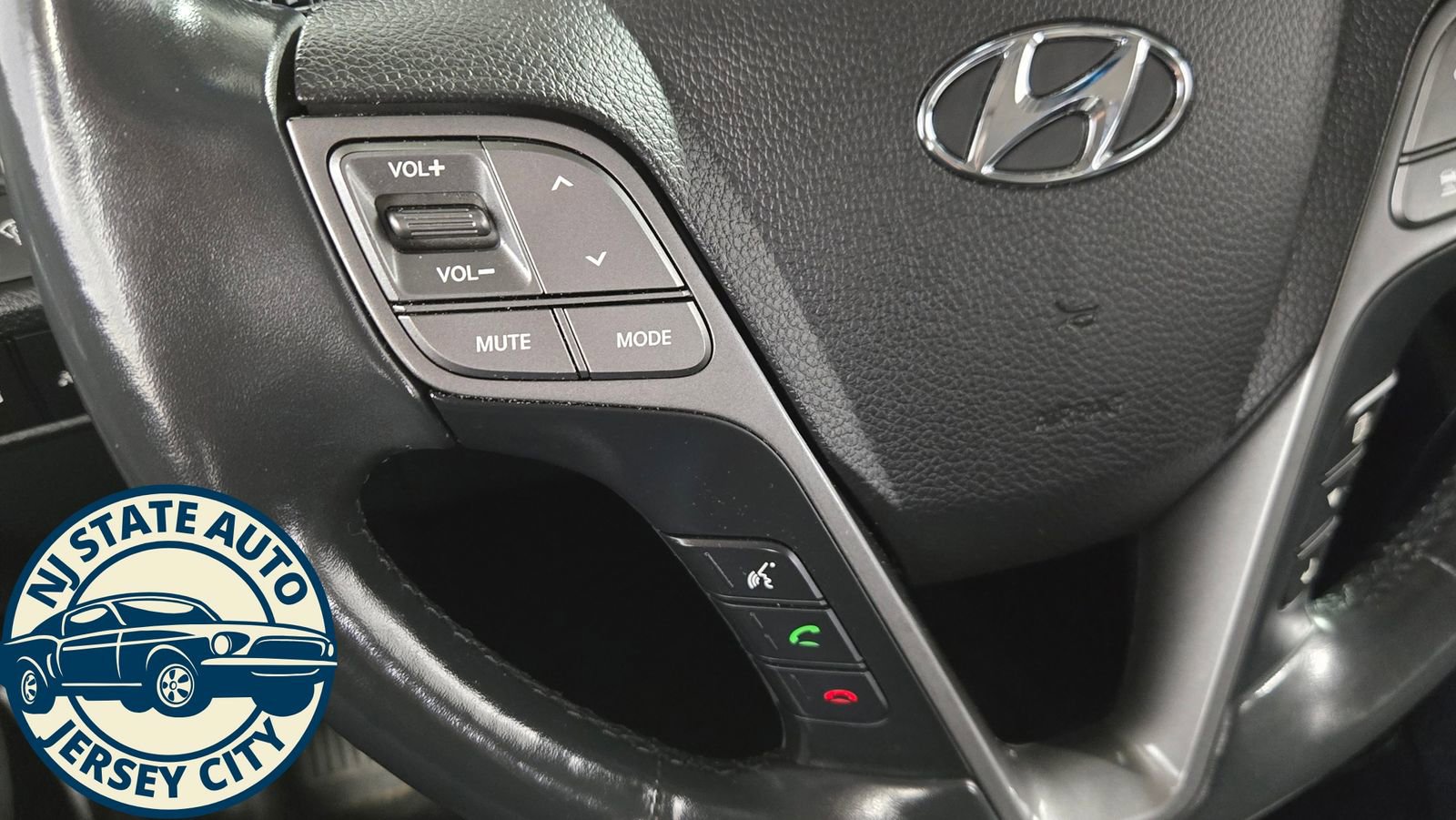 Used 2018 Hyundai Santa Fe AWD w/ SE Ultimate Tech Package 03 image 16