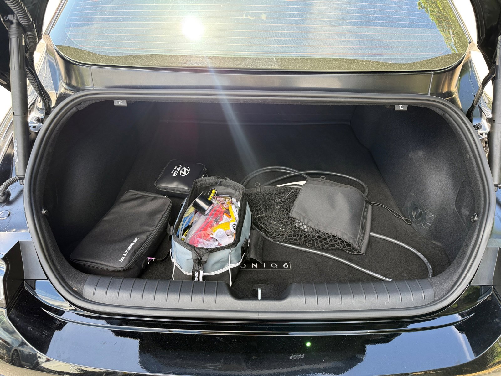 Used 2024 Hyundai Ioniq 6 Limited image 17