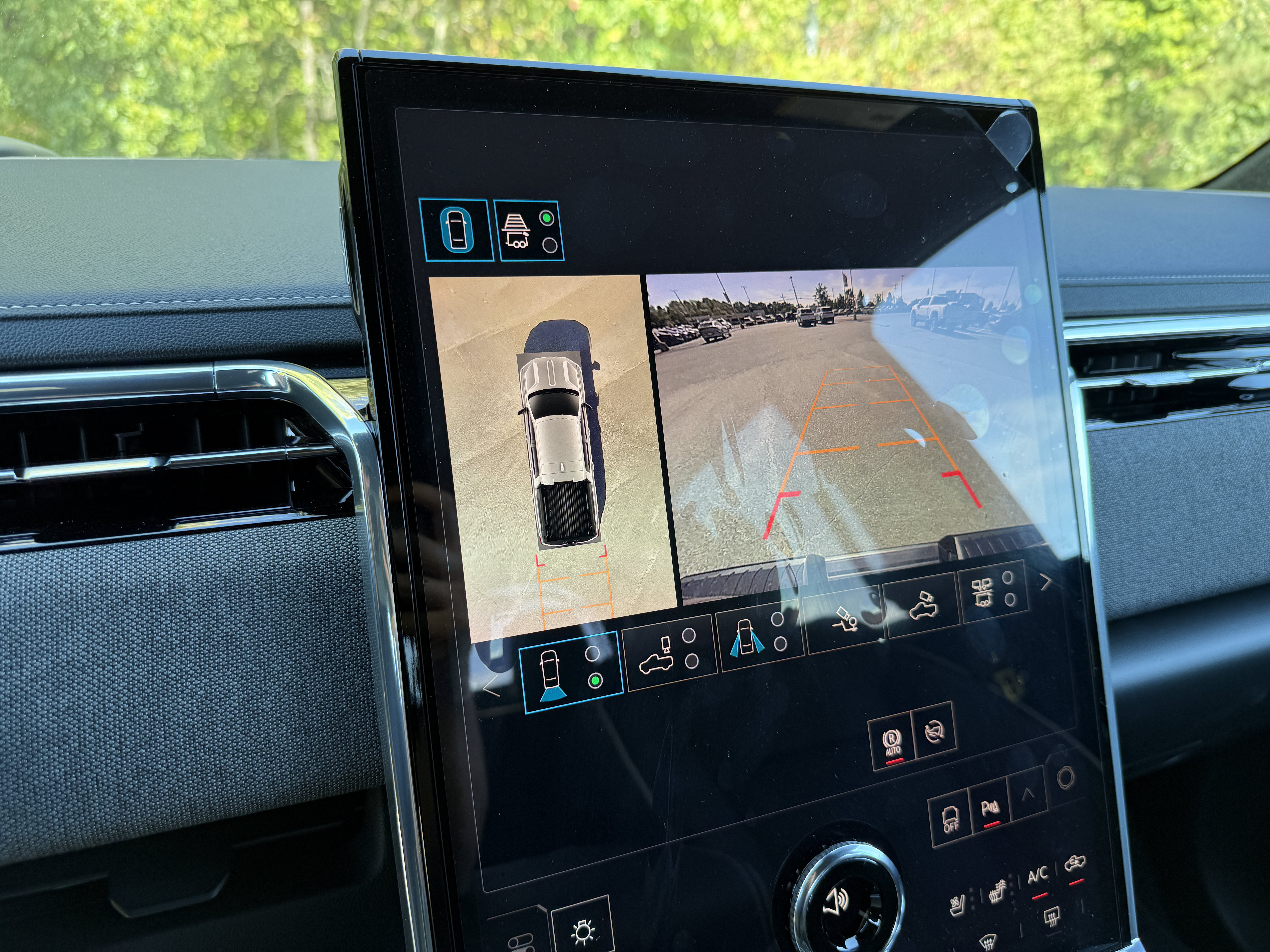 New 2026 GMC Sierra EV Elevation w/ Premium Package image 33