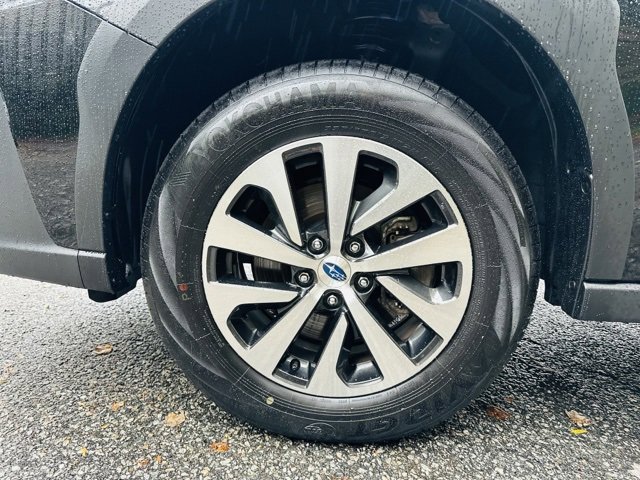 Used 2025 Subaru Outback Premium image 26