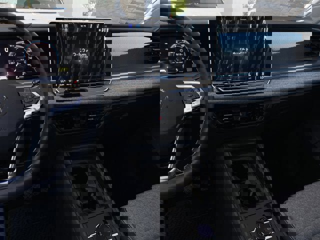 New 2025 Volkswagen Tiguan S image 18