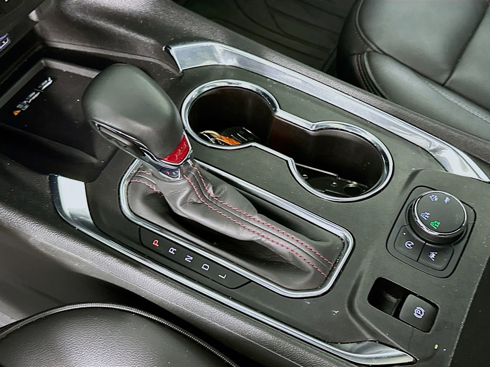 Used 2023 Chevrolet Traverse RS w/ LPO, Floor Liner Package image 18