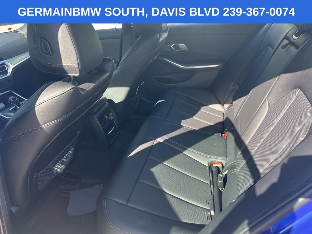 Certified 2022 BMW 330i Sedan w/ M Sport Package image 21