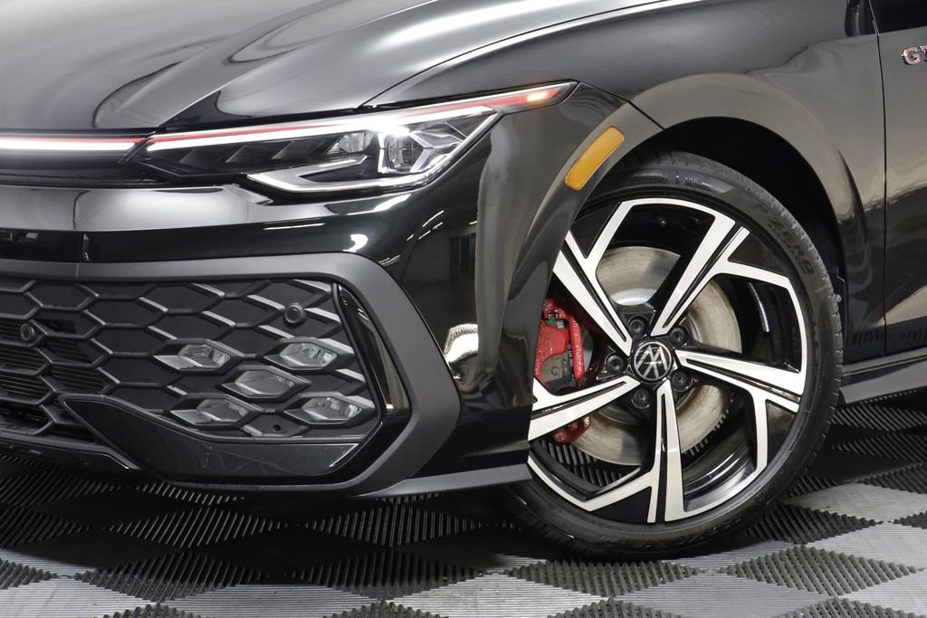 New 2026 Volkswagen GTI SE FWD image 4