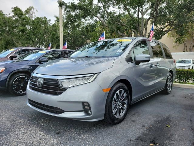 Used 2024 Honda Odyssey EX-L image 2