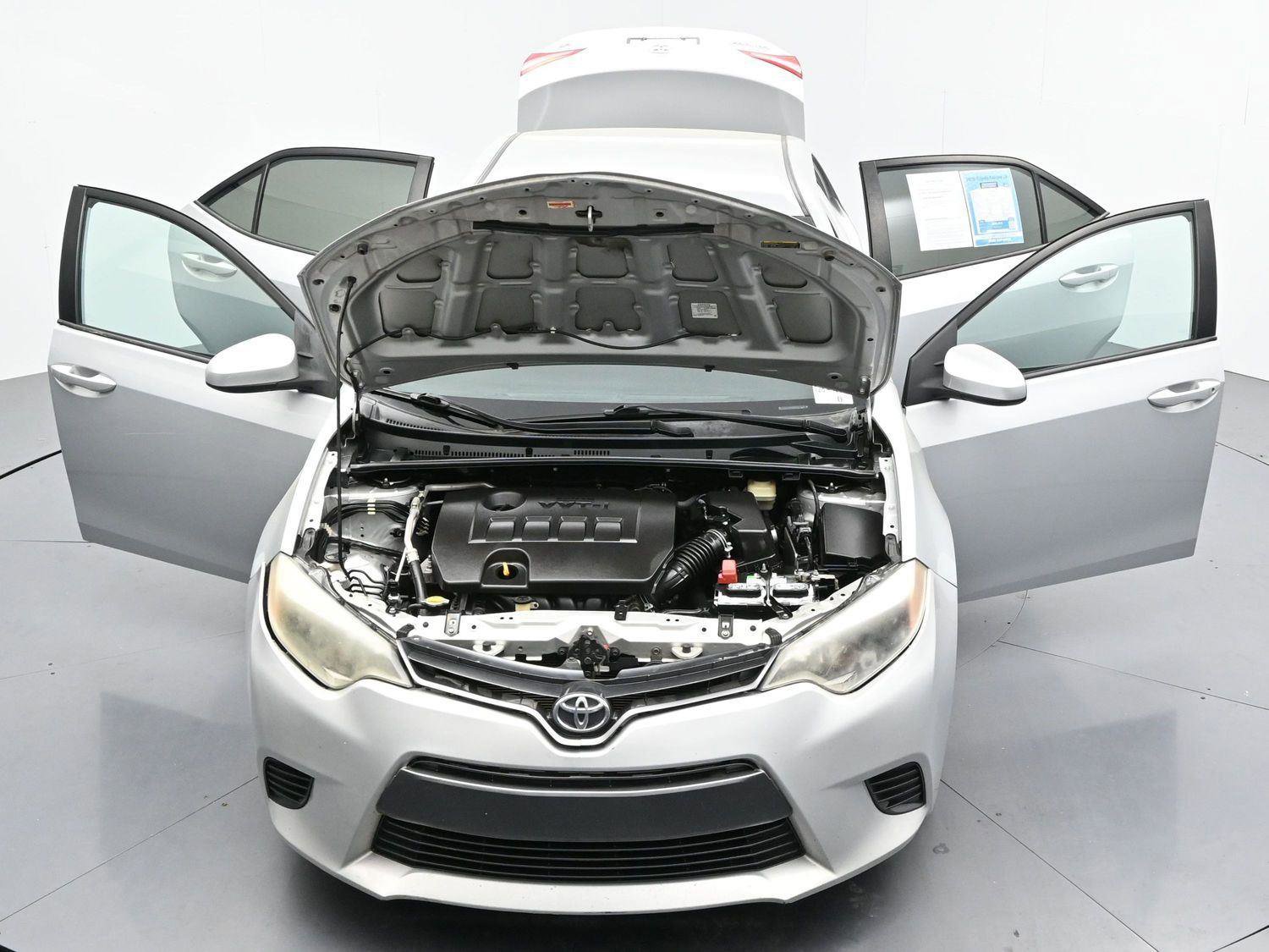 Used 2016 Toyota Corolla LE image 35