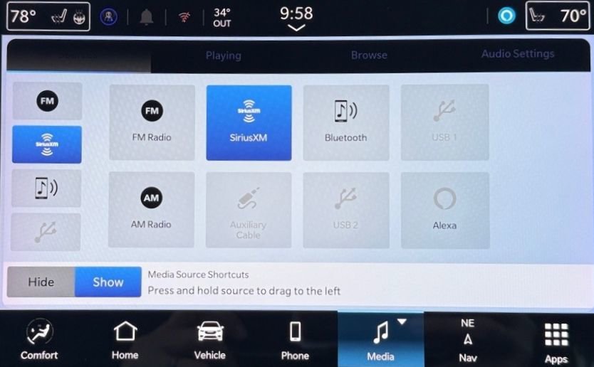 Used 2024 Chrysler Pacifica Limited image 23