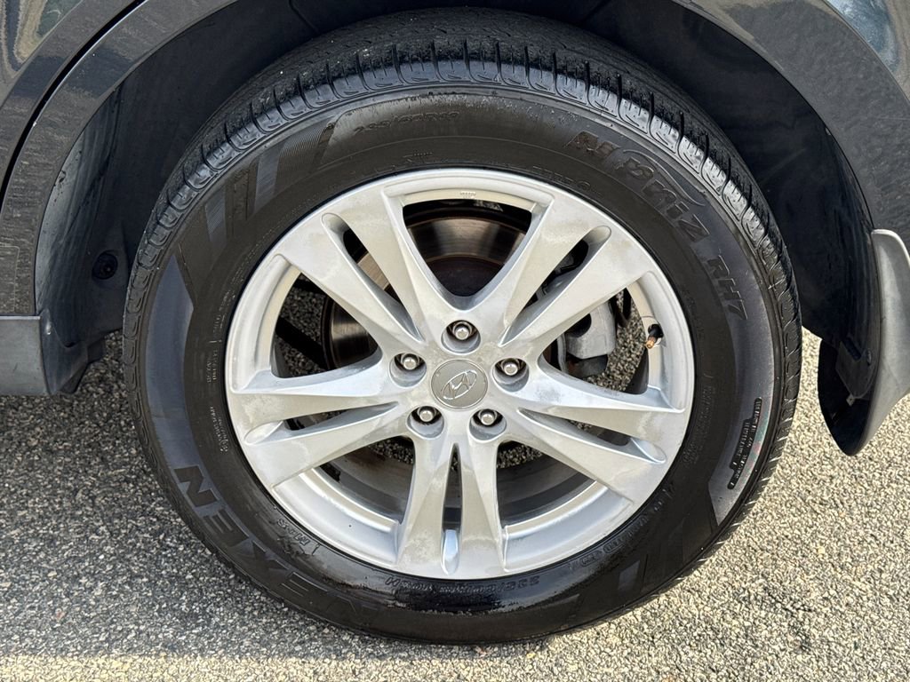 Used 2012 Hyundai Santa Fe Limited FWD image 19