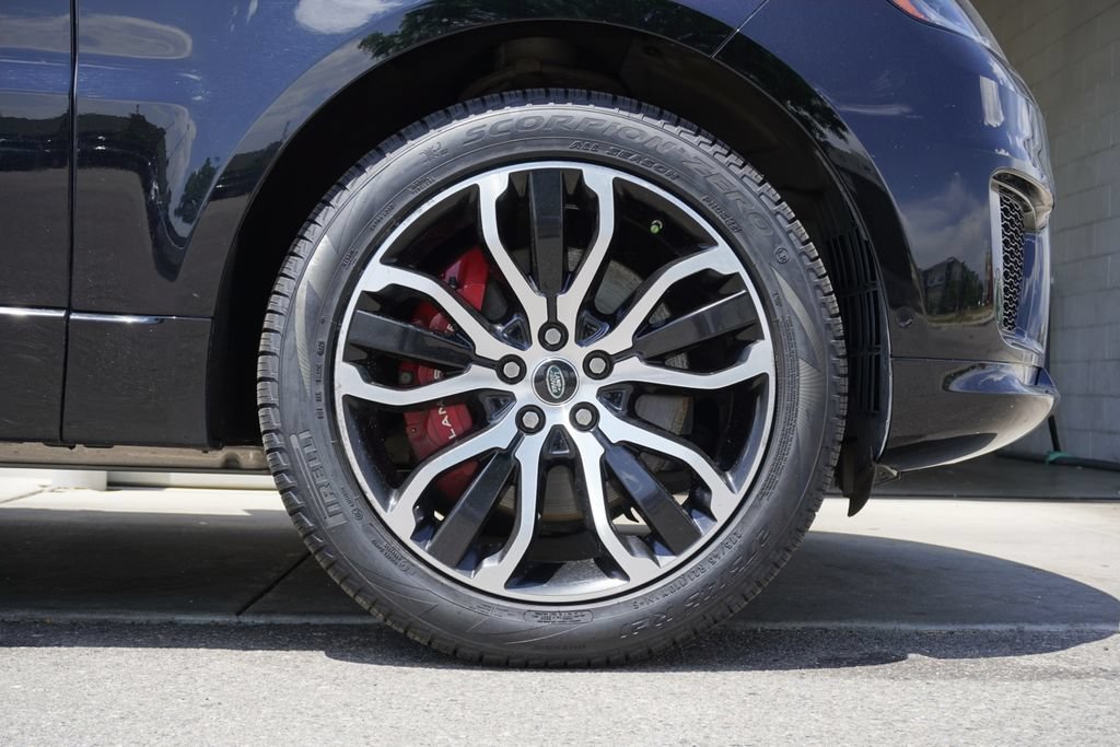 Used 2019 Land Rover Range Rover Sport Supercharged AWD/4WD image 33