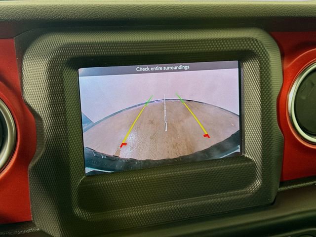 Used 2021 Jeep Wrangler Rubicon w/ Cold Weather Group image 13