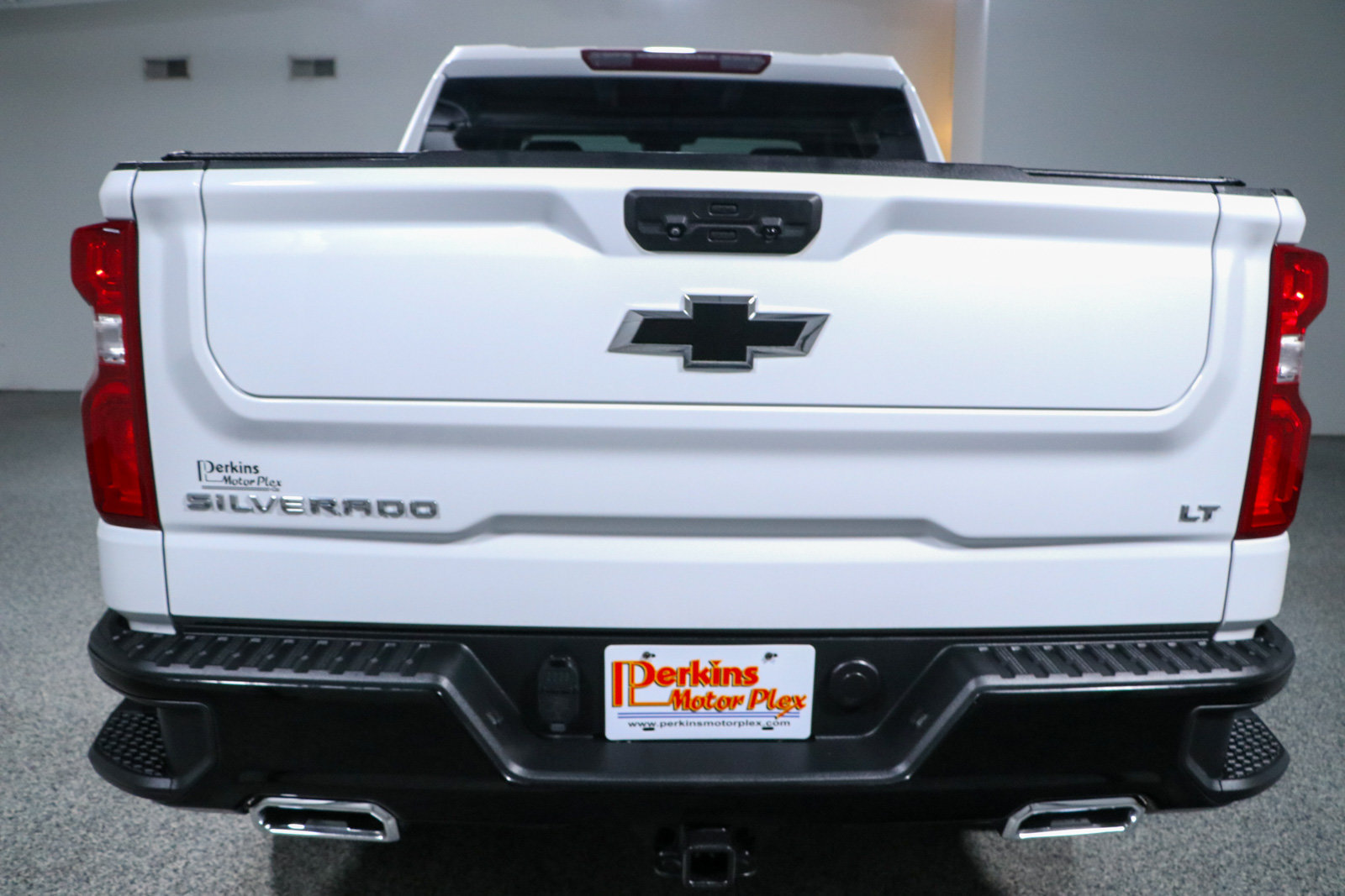 Used 2023 Chevrolet Silverado 1500 LT Trail Boss AWD/4WD image 8