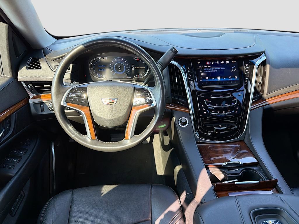 Used 2016 Cadillac Escalade Luxury AWD/4WD image 23