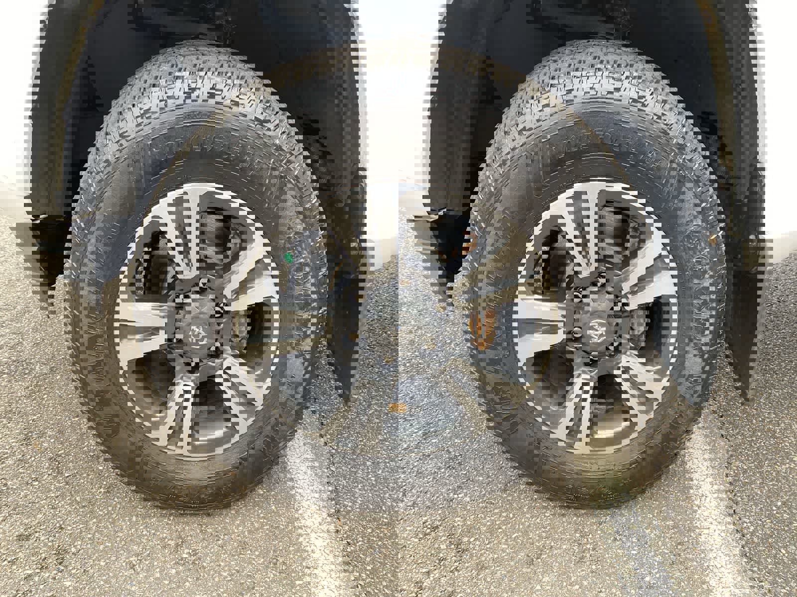 Used 2019 Toyota Tacoma TRD Sport image 11