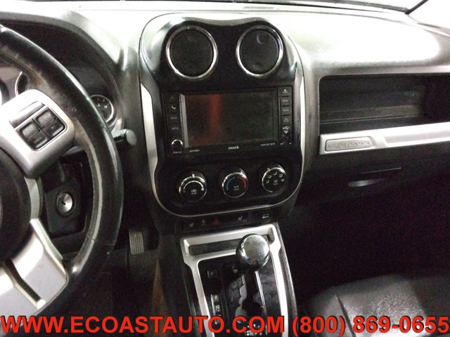 Used 2015 Jeep Compass Latitude AWD/4WD image 13