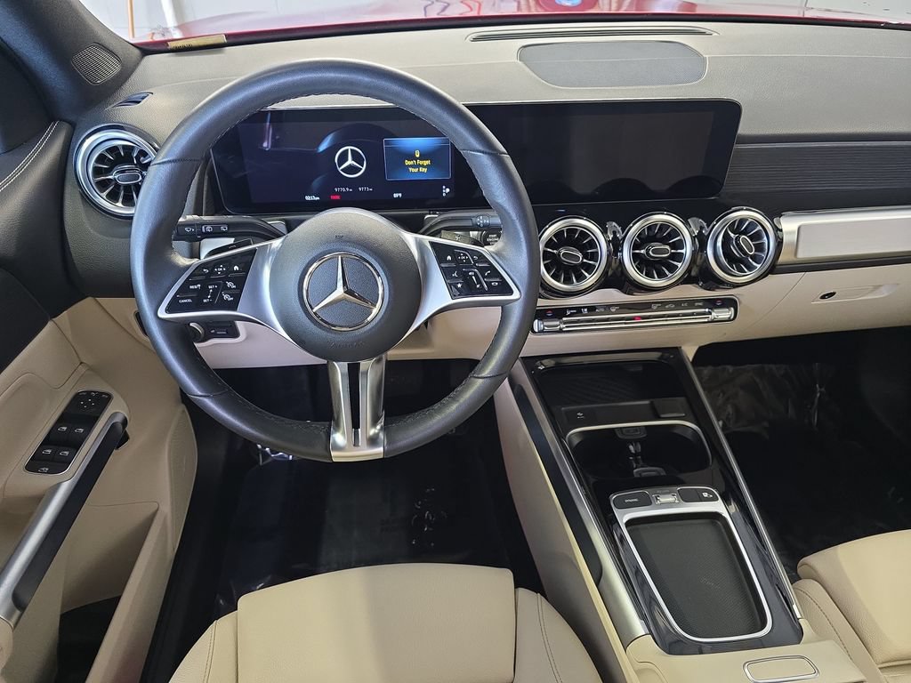Used 2026 Mercedes-Benz GLB 250 image 19