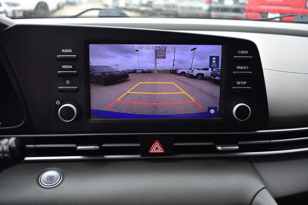 Used 2022 Hyundai Elantra SEL FWD image 29