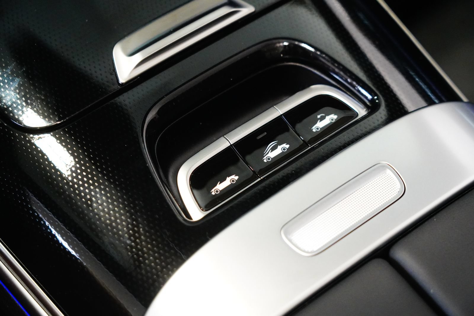 New 2027 Mercedes-Benz CLE 53 AMG 4MATIC Cabriolet image 34