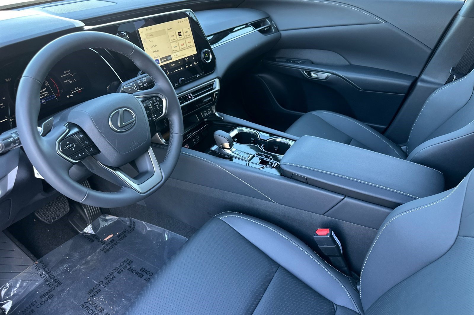 New 2026 Lexus RX 350 FWD w/ Accessory Package (Z1) image 4