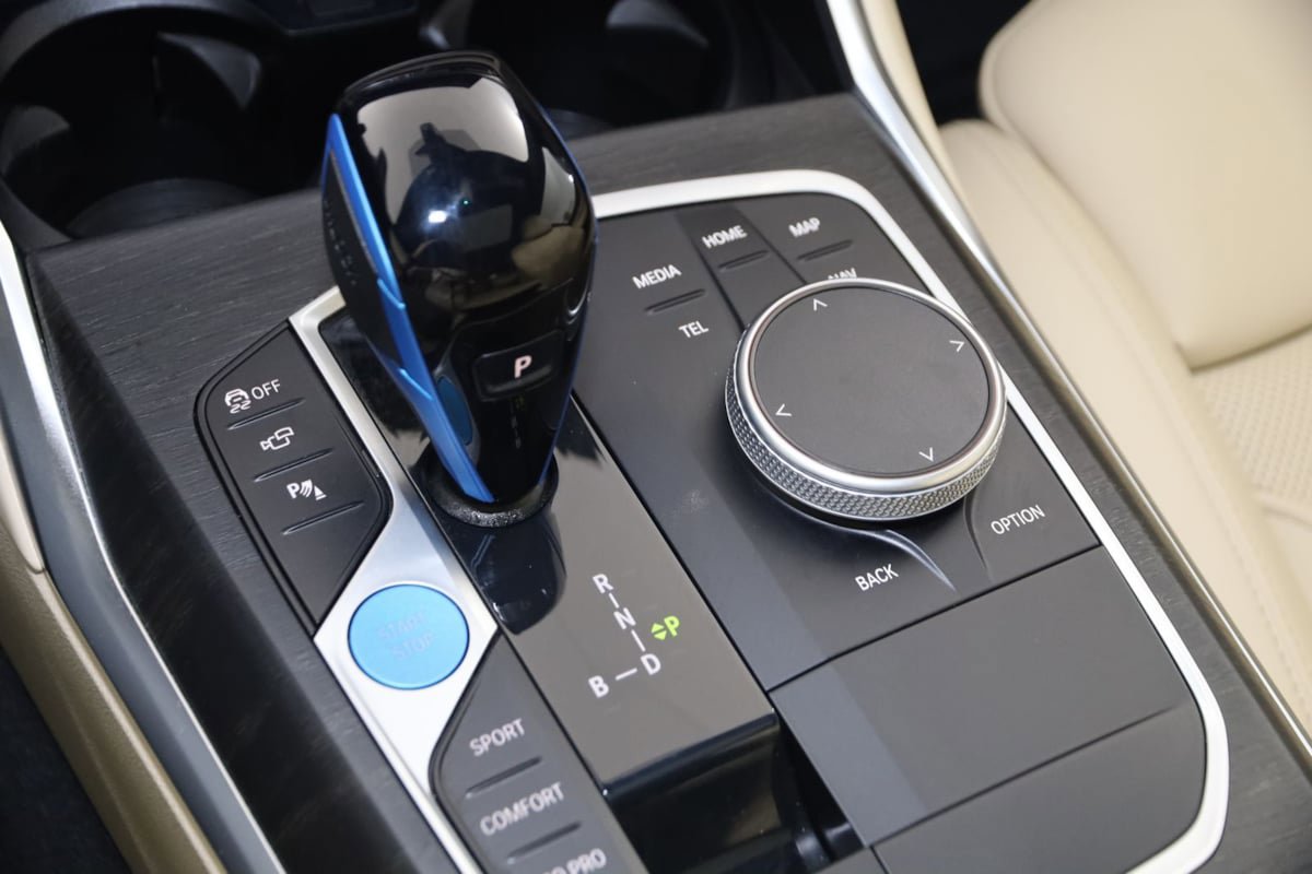 Used 2023 BMW i4 eDrive35 w/ Premium Package RWD image 7